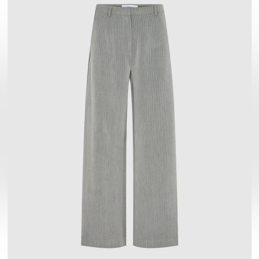 Like 🆕 Minimum Dress Pant